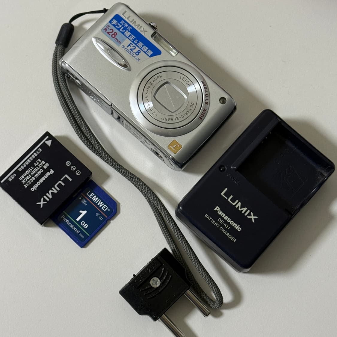 파나소닉 라이카렌즈 루믹스 fx01 빈티지 디카 디지털카메라 실버 상품이미지1