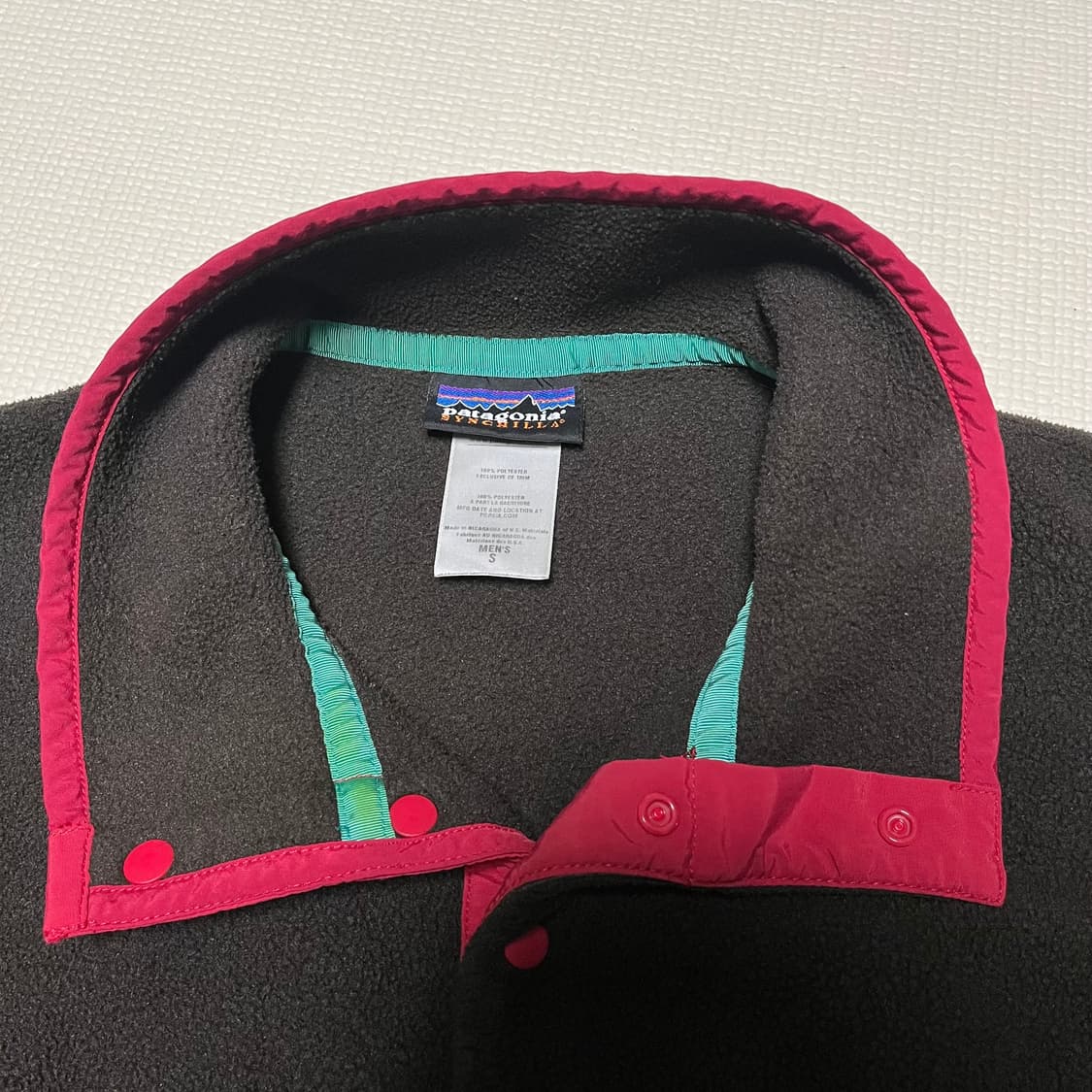 파타고니아 신칠라 브라운/레드 상품이미지3