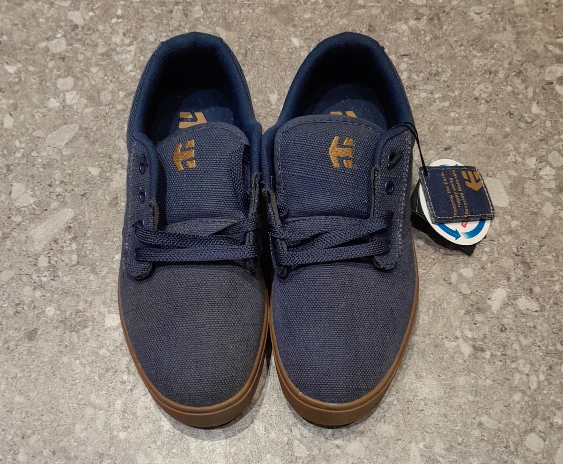 💥(새상품) 에트니스 올드스쿨 보드화 네이비 (245)  상품이미지2