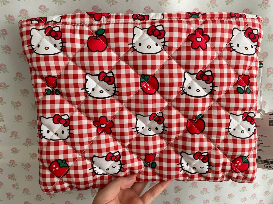 (택달린 상품) 스파오 헬로키티 테블릿 아이패드 파우치 (free) 상품이미지2