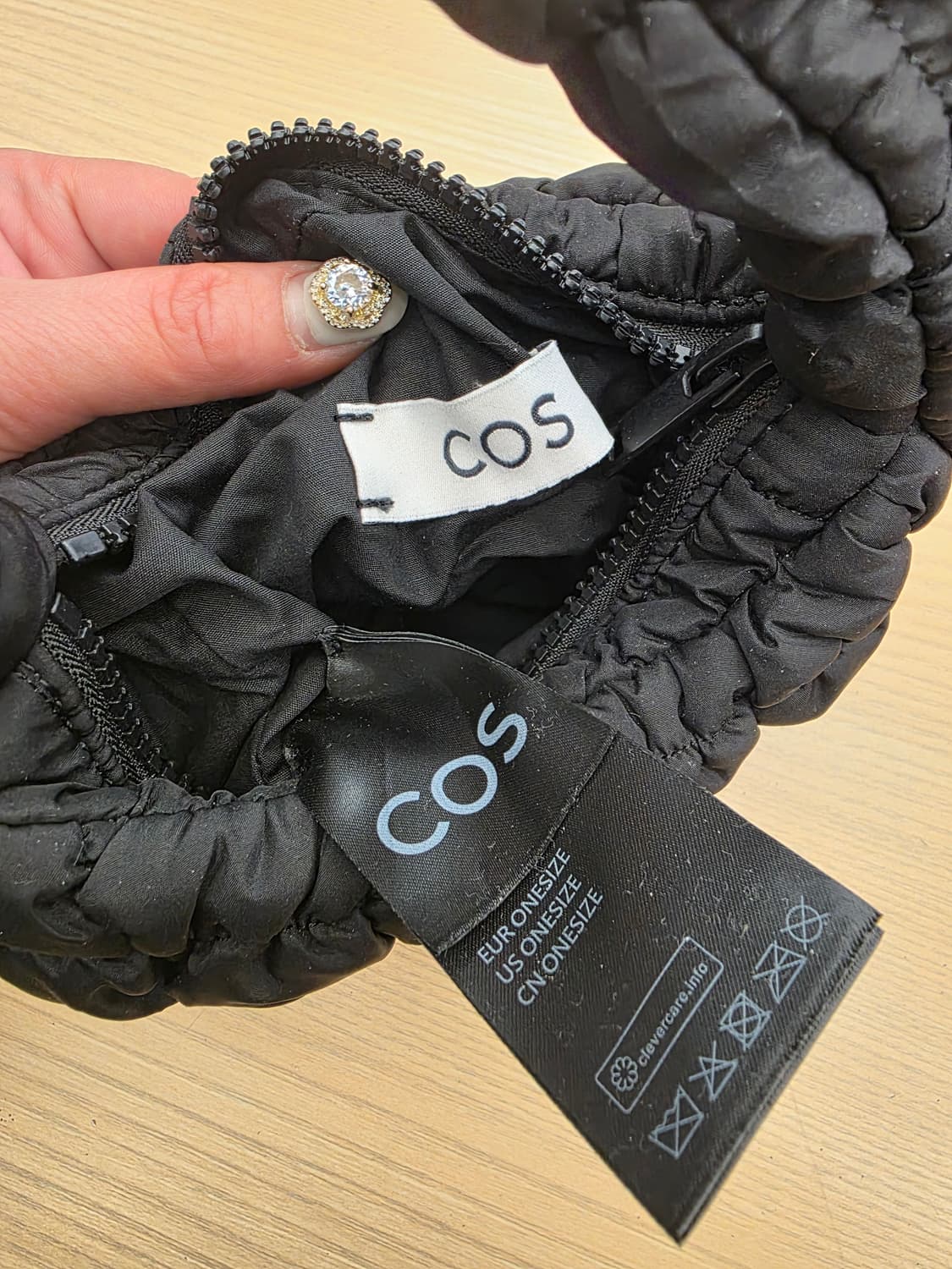 코스 COS 마이크로 미니 구름백 상품이미지3