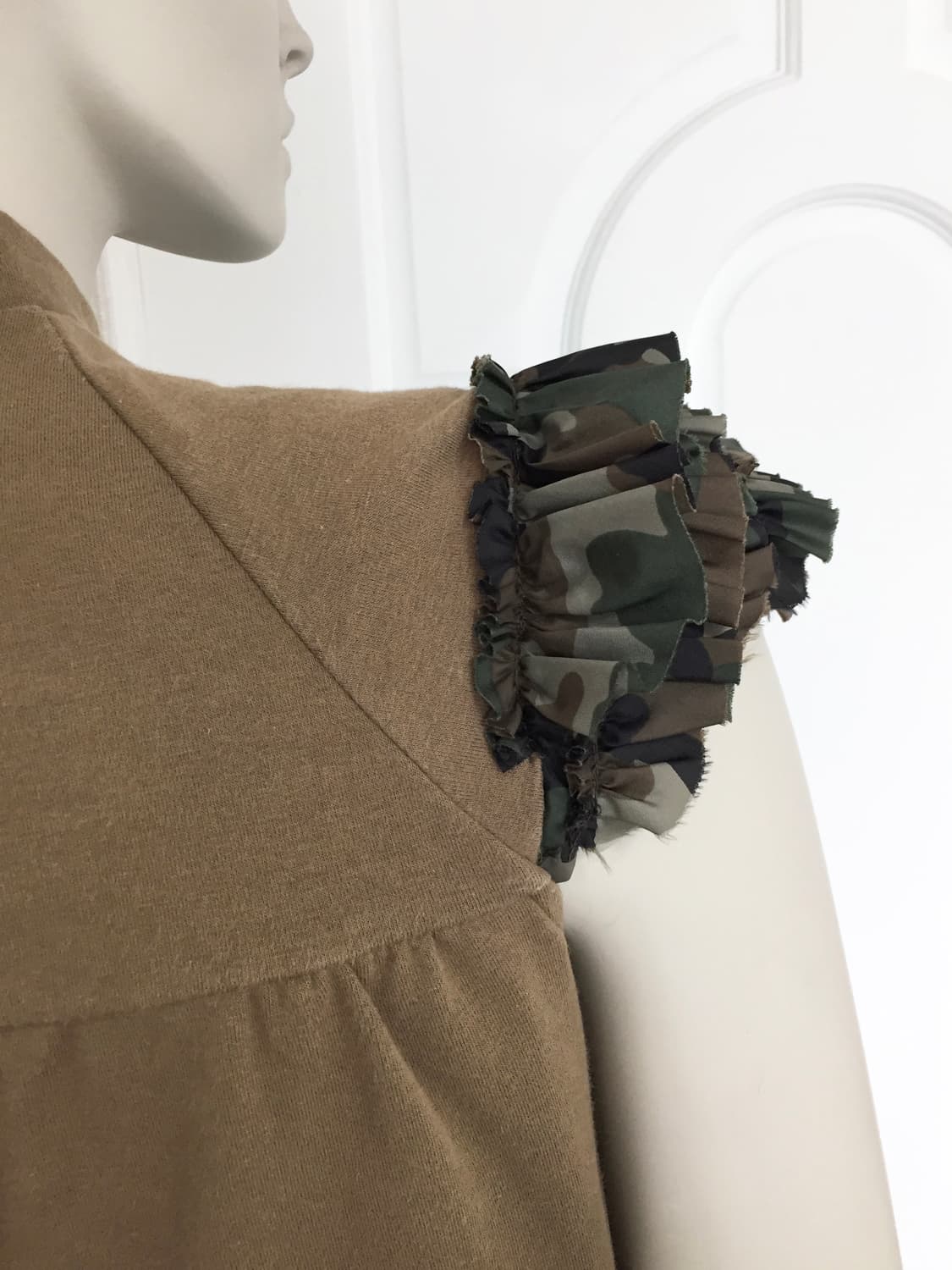Camoflage Cute Ruffle Sleeve Top 상품이미지6