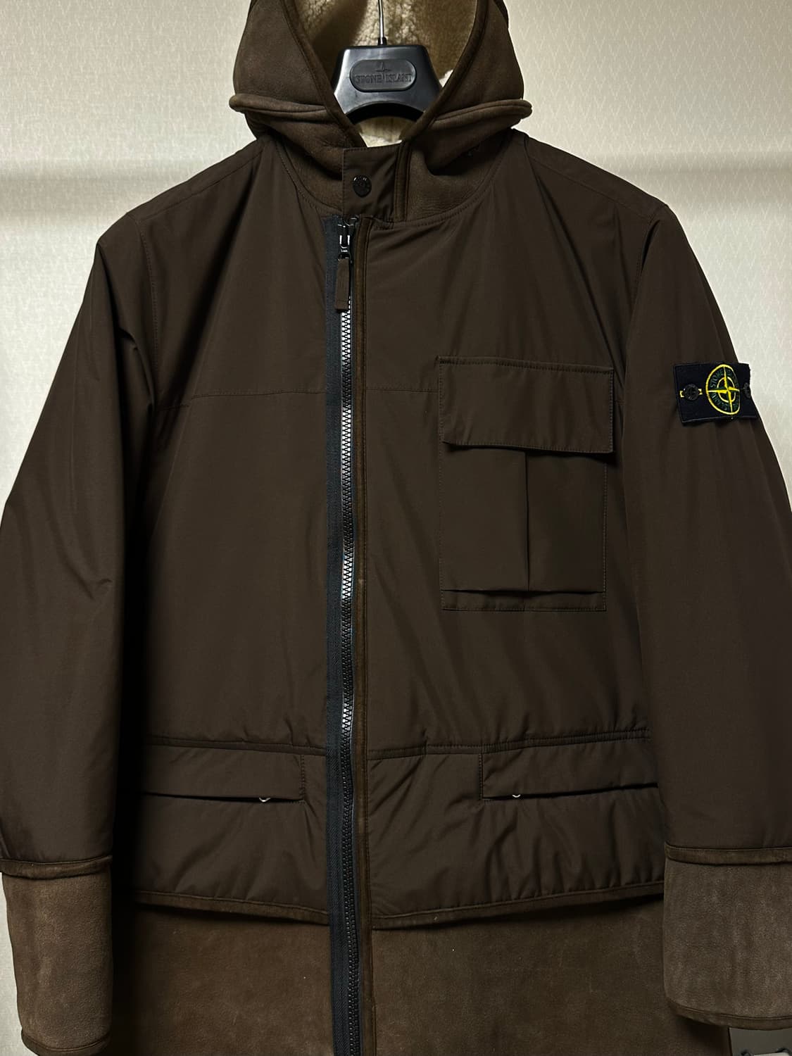 스톤아일랜드 고어텍스 쉽스킨 점퍼 19/20 M(100) 상품이미지1