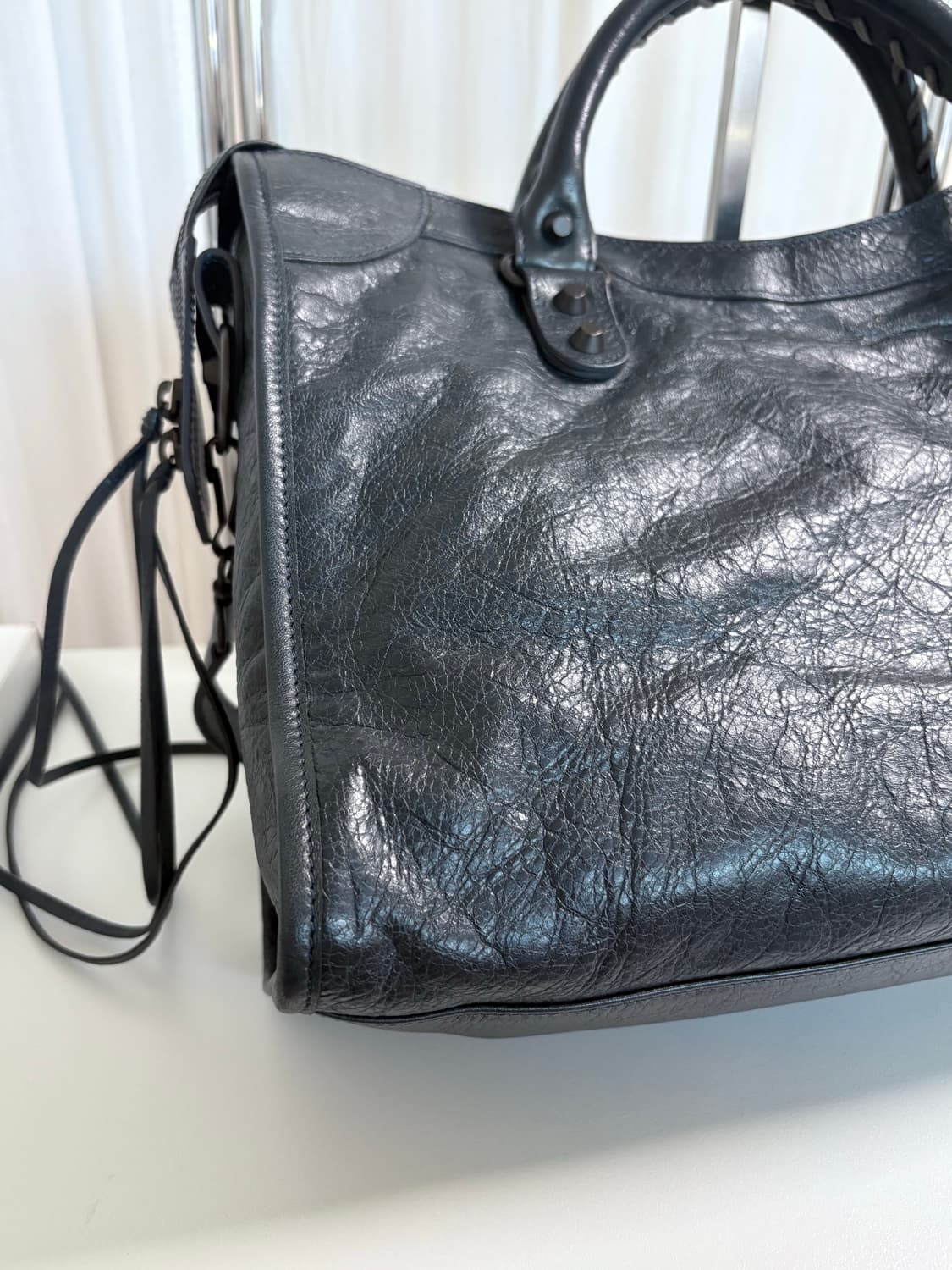 발렌시아가 시티 모터백 그레이 상품이미지7