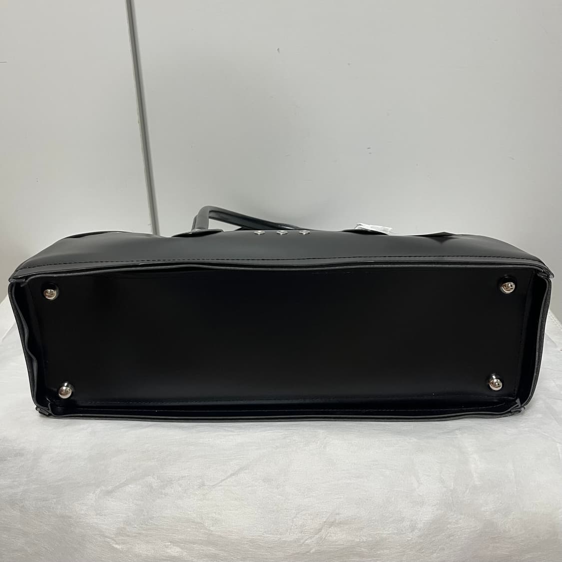 꼼데가르송 26ss 아일렛 롱 핸들백 미디움/블랙 상품이미지5