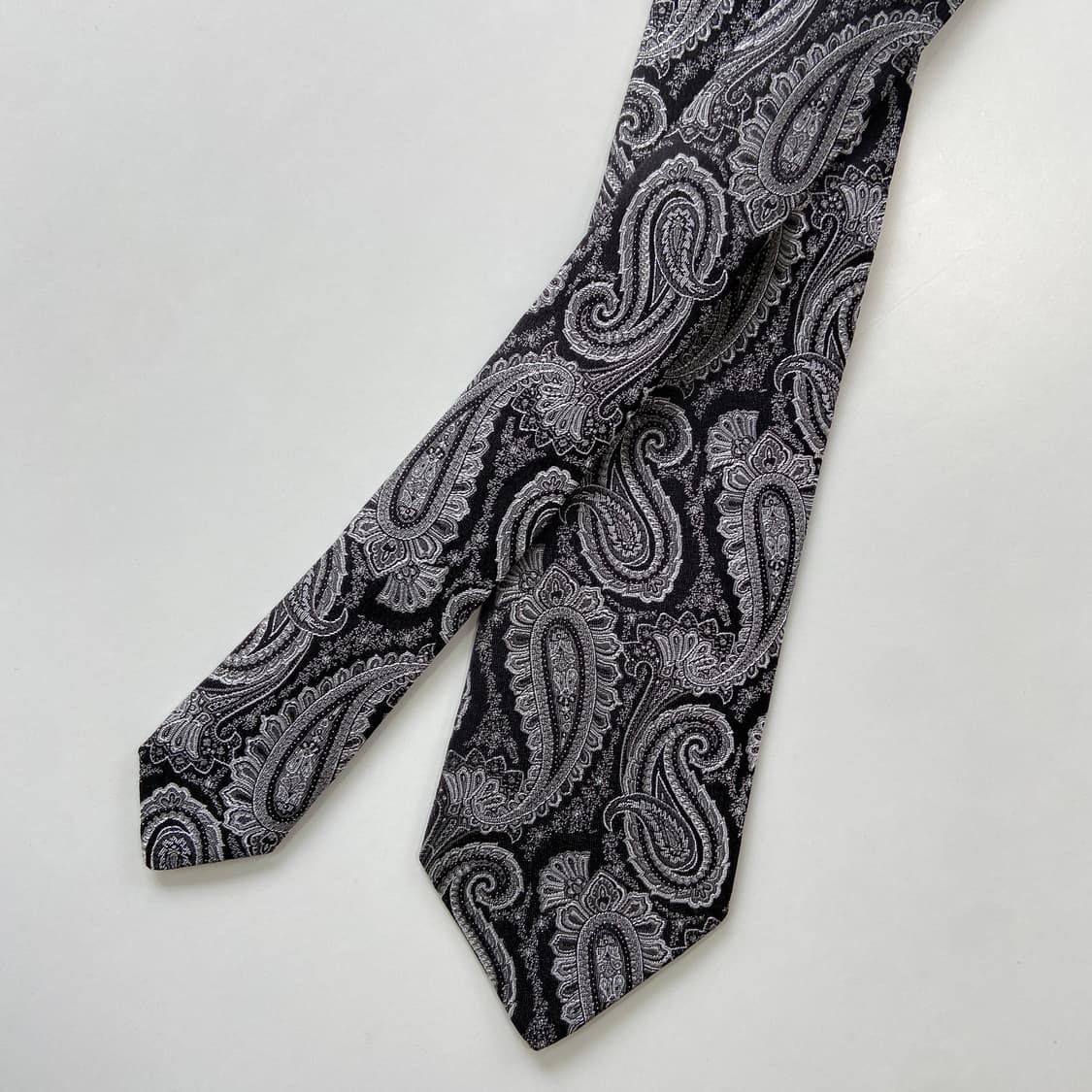 더반(D'URBAN) 명품 정품 페이즐리 넥타이 8.3cm 상품이미지3