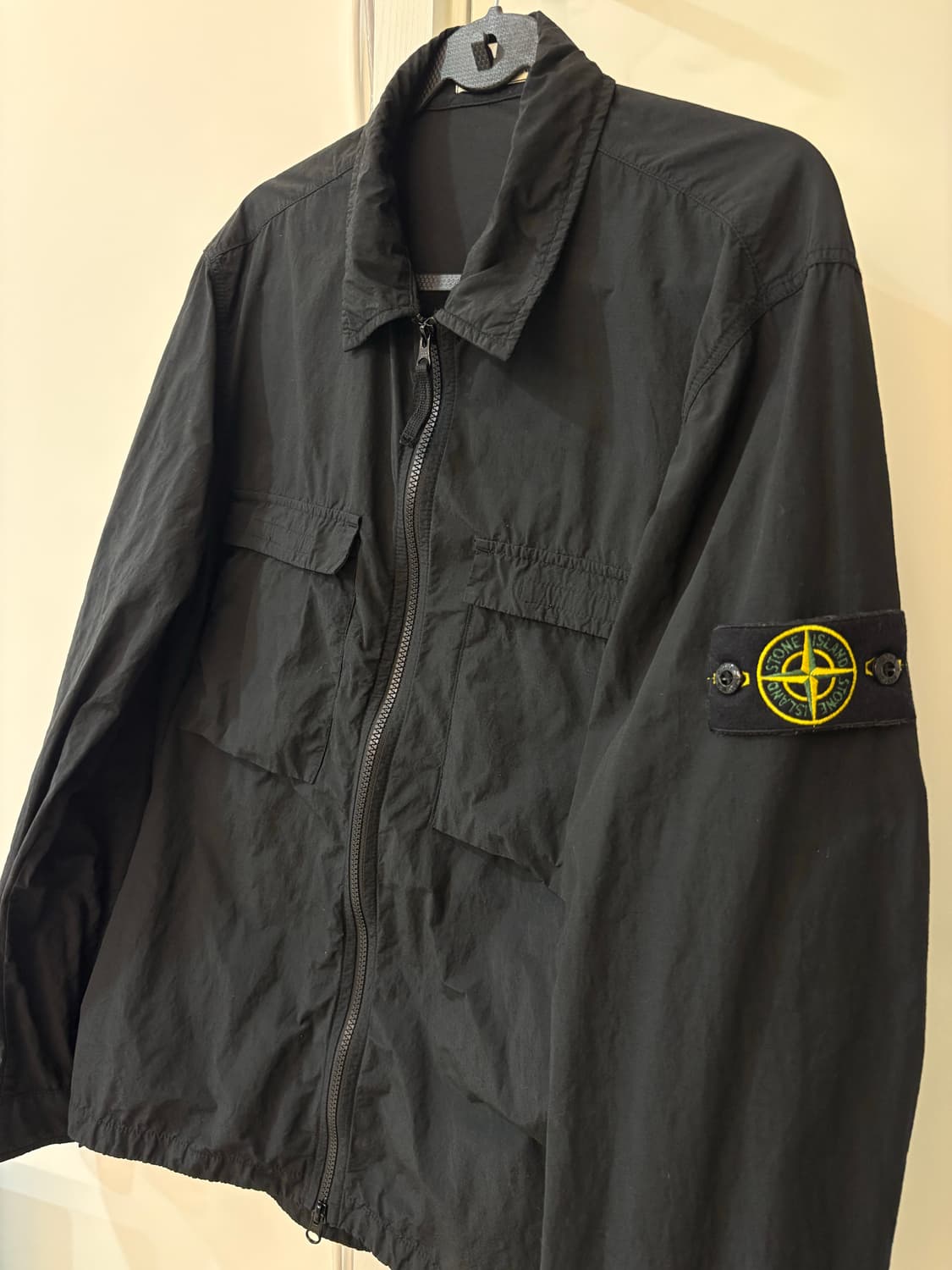 스톤아일랜드 나슬란 라이트 오버셔츠 판매 상품이미지2