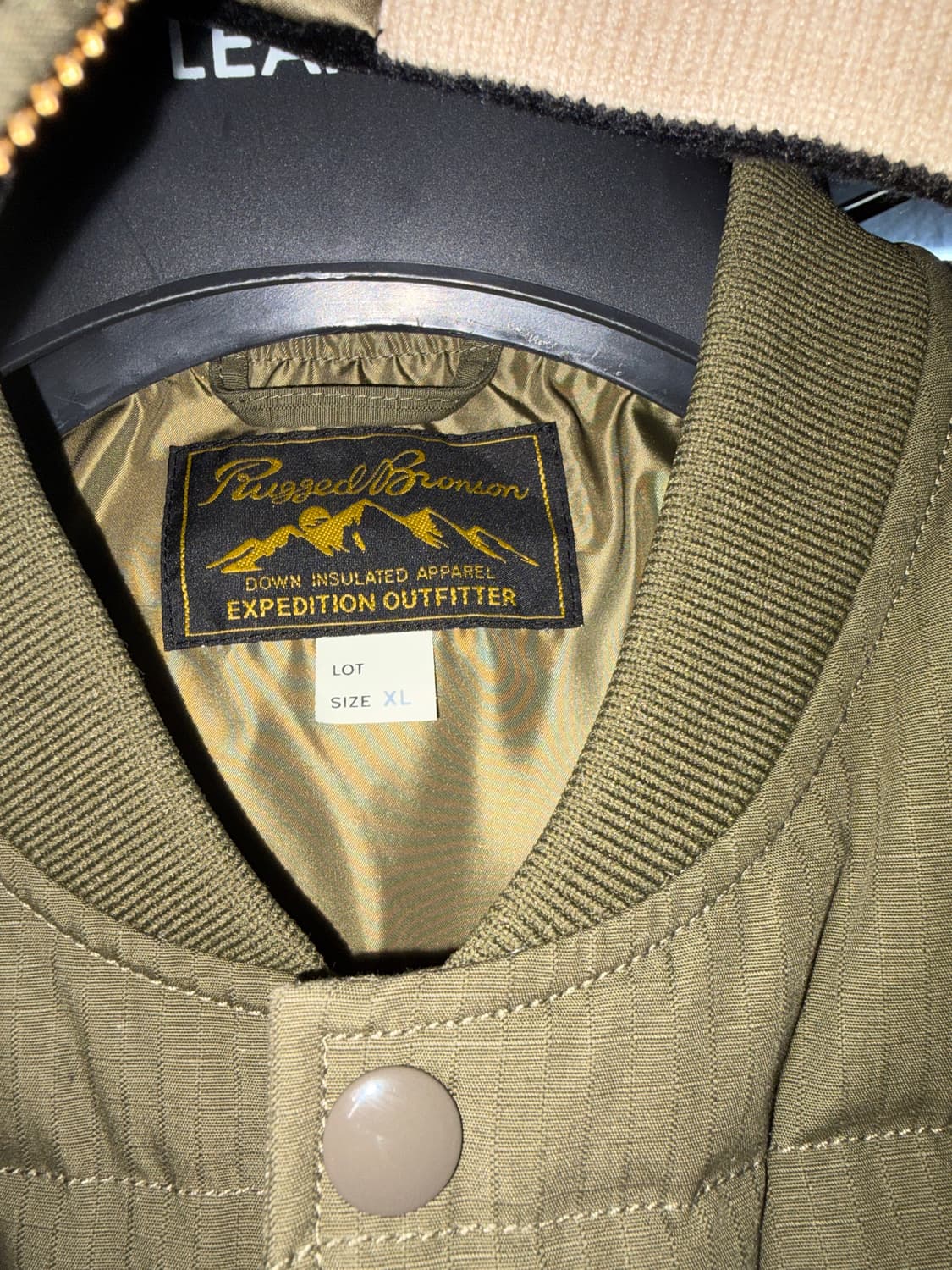 브론슨 덕다운 자켓 상품이미지2