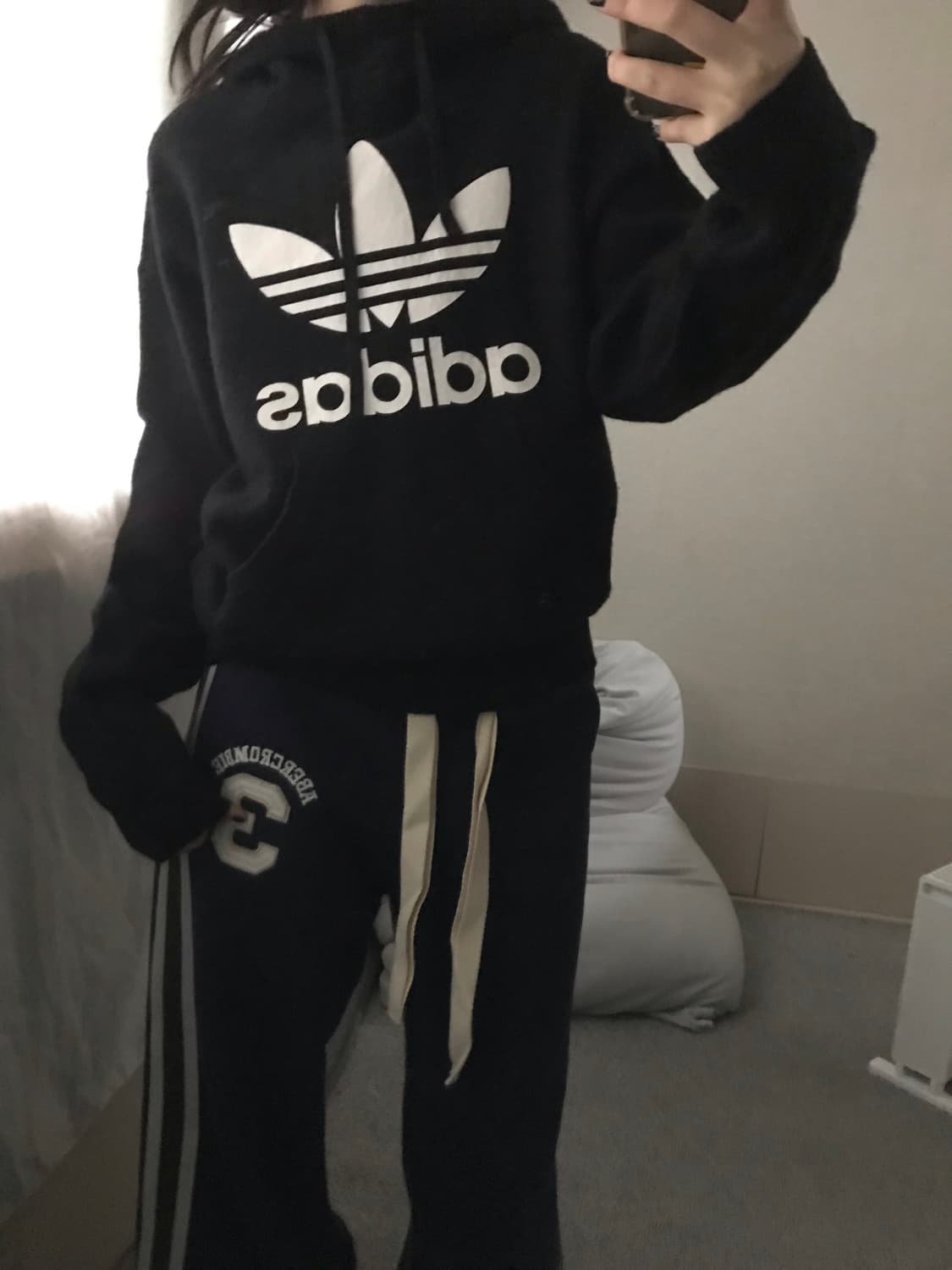 아디다스 블랙 니트 후드티 상품이미지7