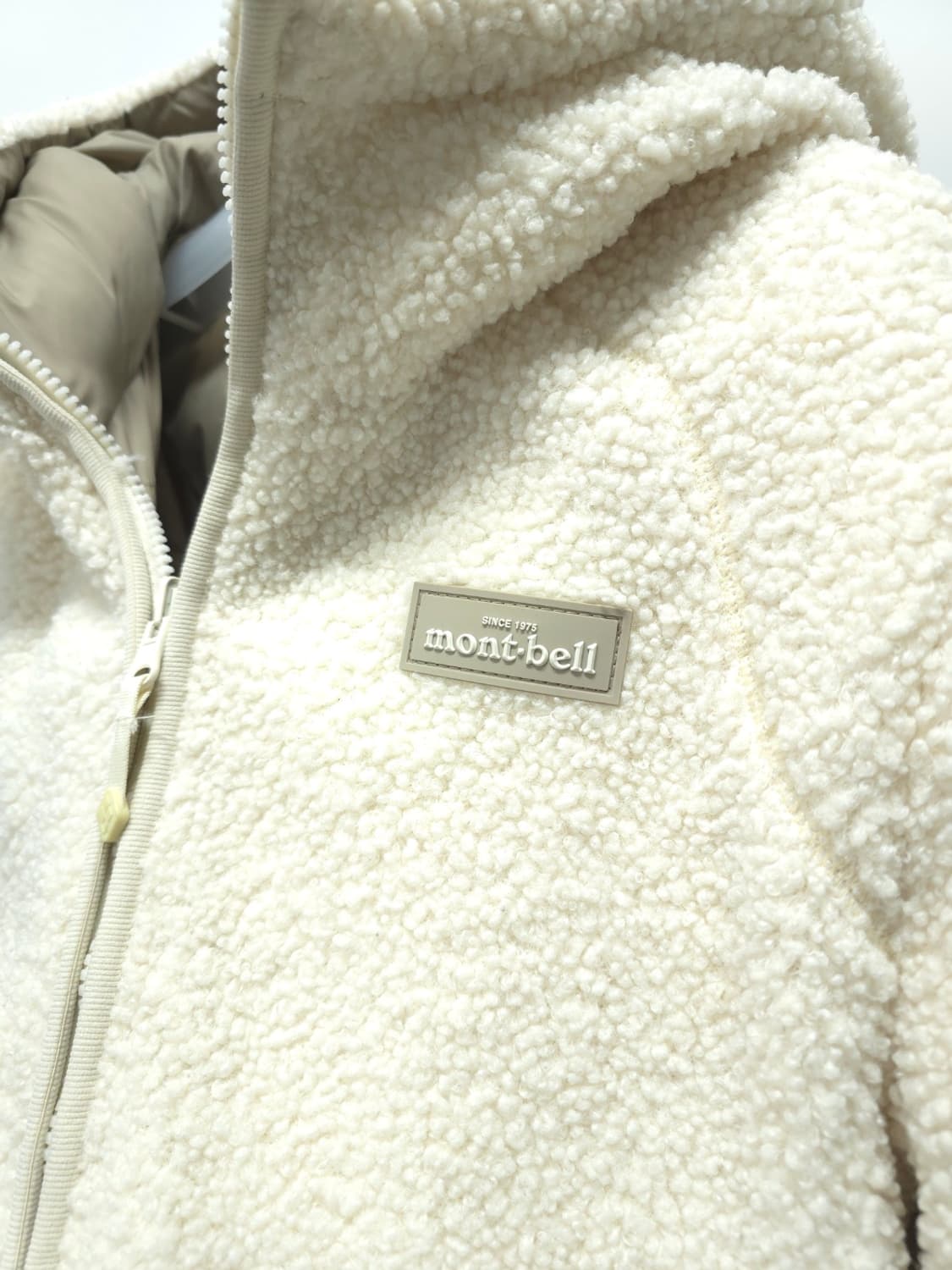 몽벨 여성용 리버시블 양털 후드 패딩 상품이미지4