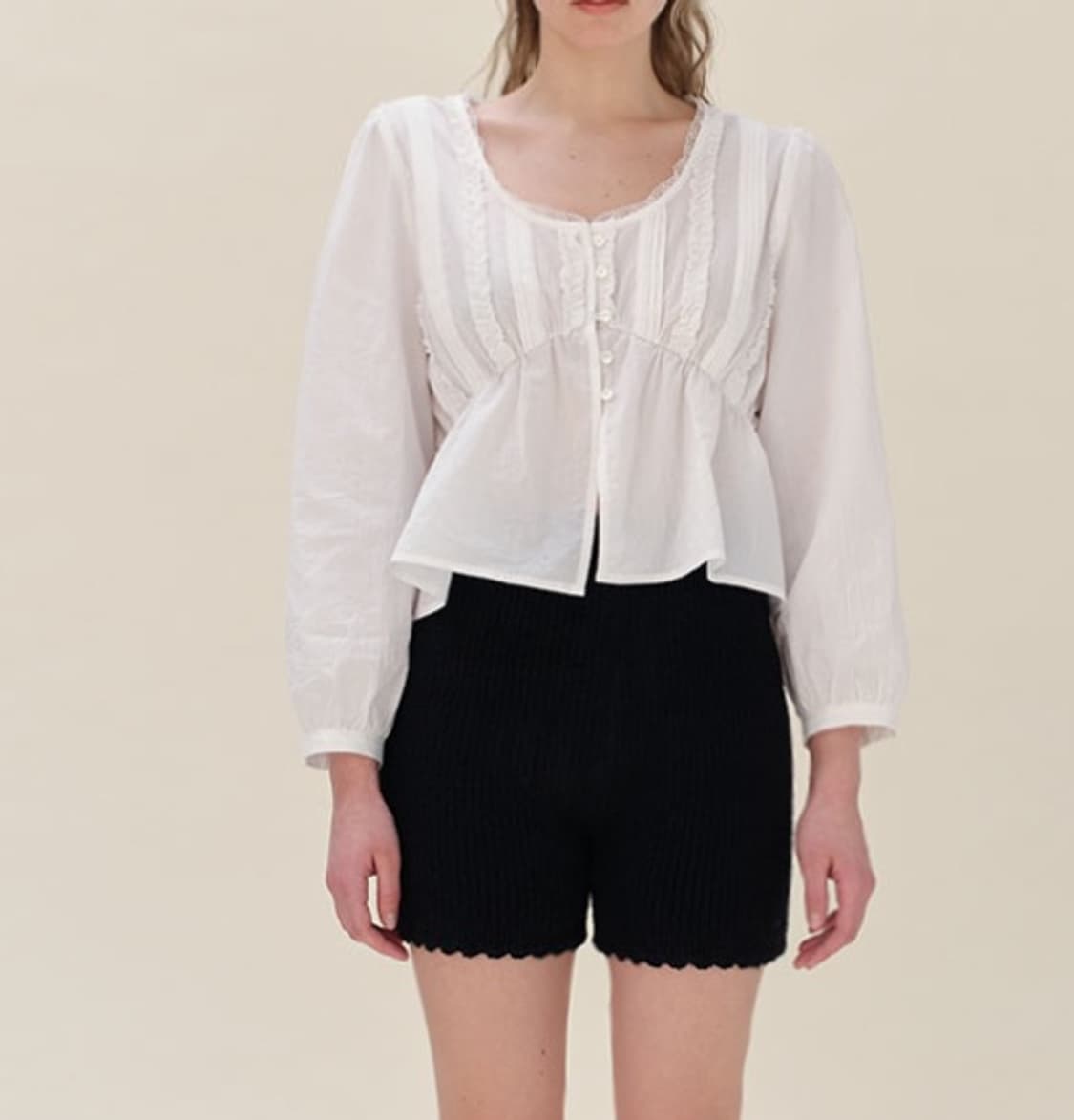 릴리코츠 리아 블라우스 상품이미지1