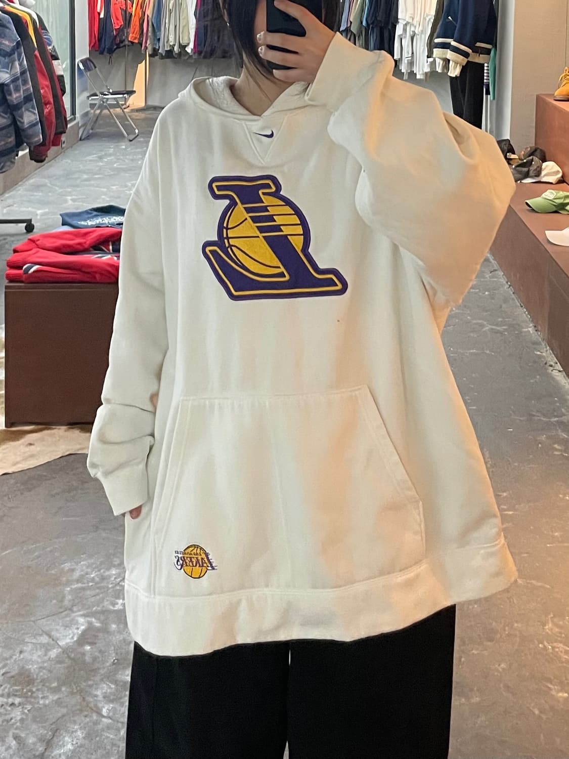 나이키 LA 레이커스 센터 스우시 화이트 후드티 H2232 상품이미지1