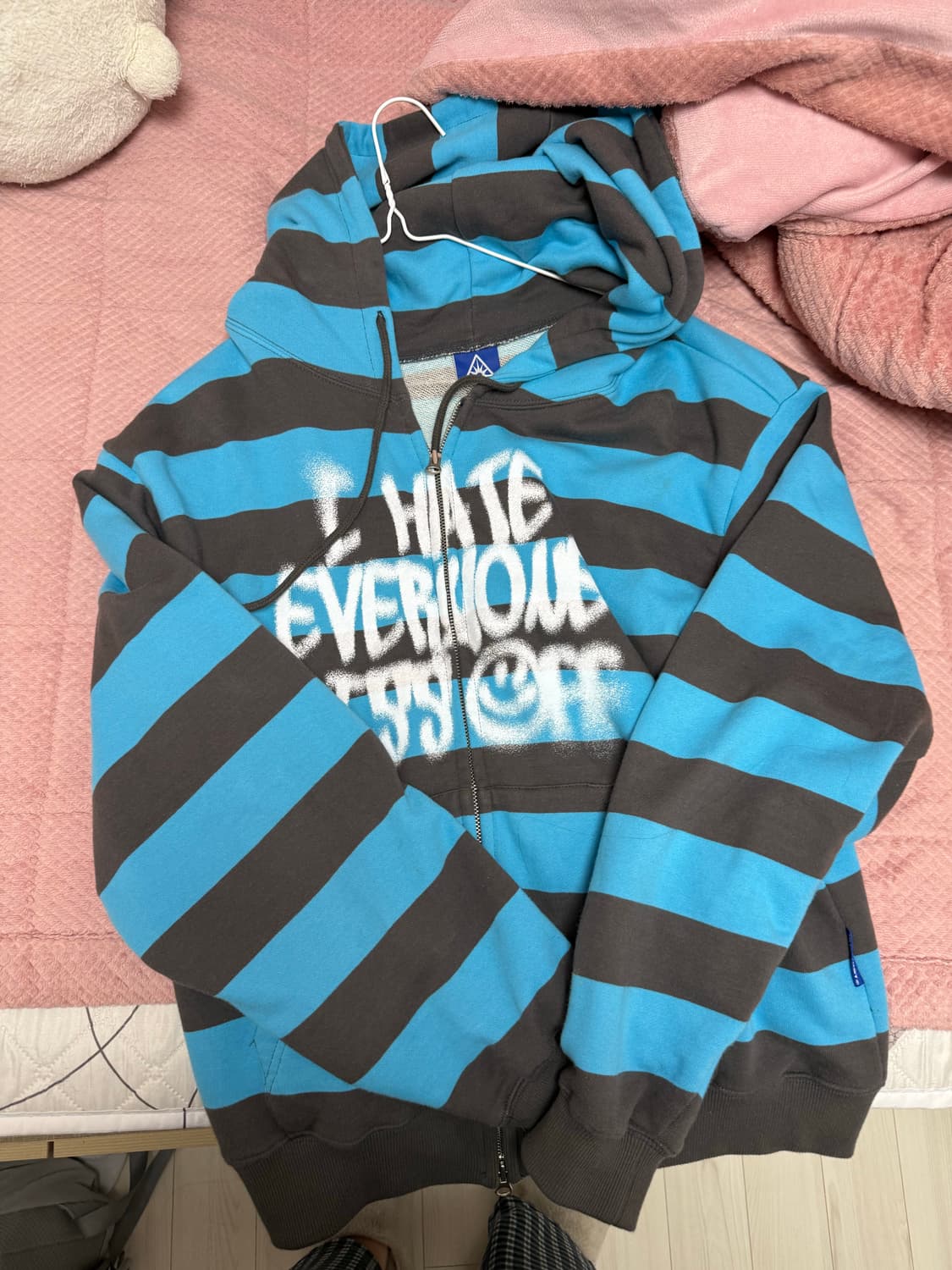 이스트쿤스트 후드집업 상품이미지1