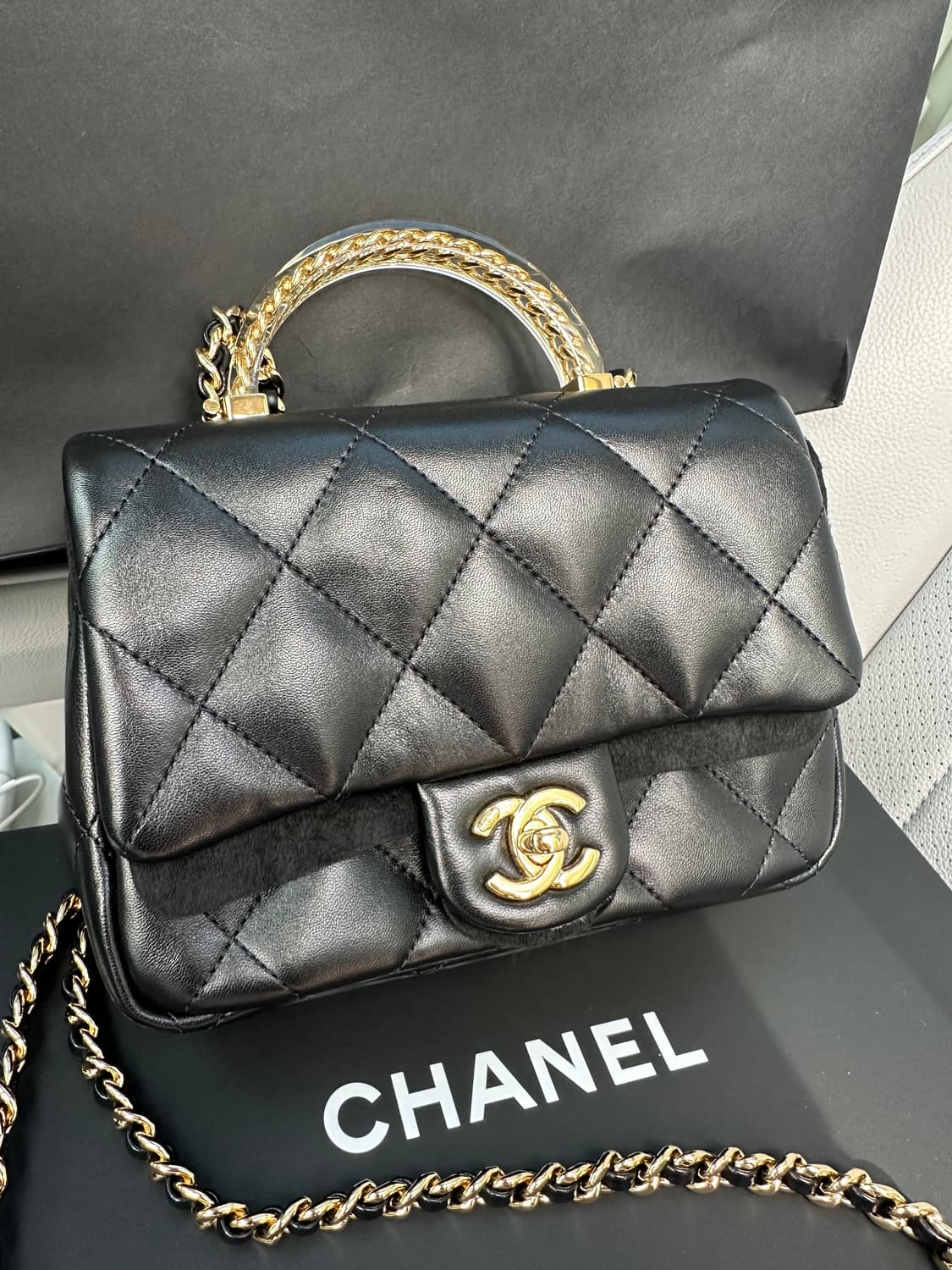 샤넬 뉴미니 탑핸들 24시즌백  상품이미지4