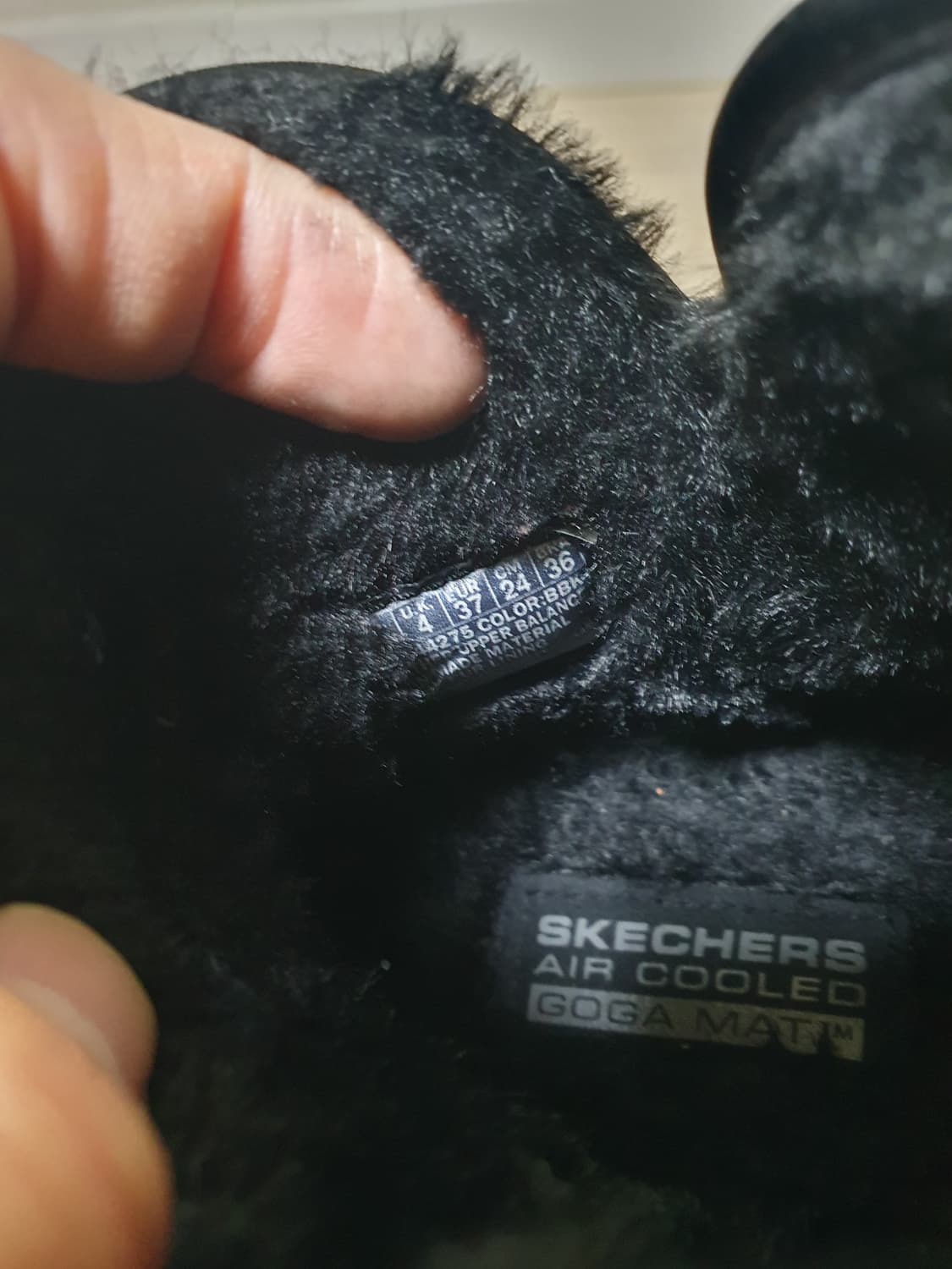 스케쳐스 블랙 털 안감 숏 부츠 240 상품이미지10