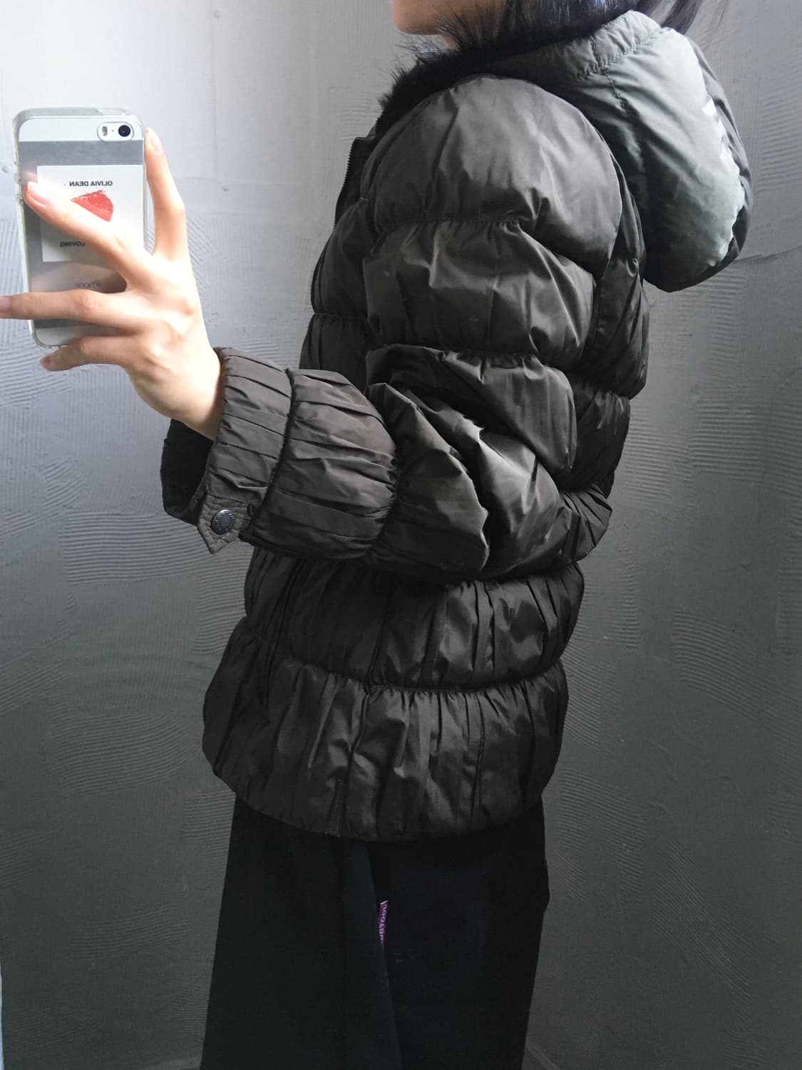 PRADA 프라다 카키 셔링 퍼 후드 우먼 패딩 상품이미지2