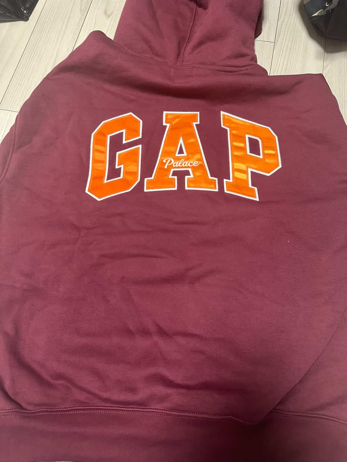 팔라스 x 갭 후드 버건디 - 24SS 상품이미지3