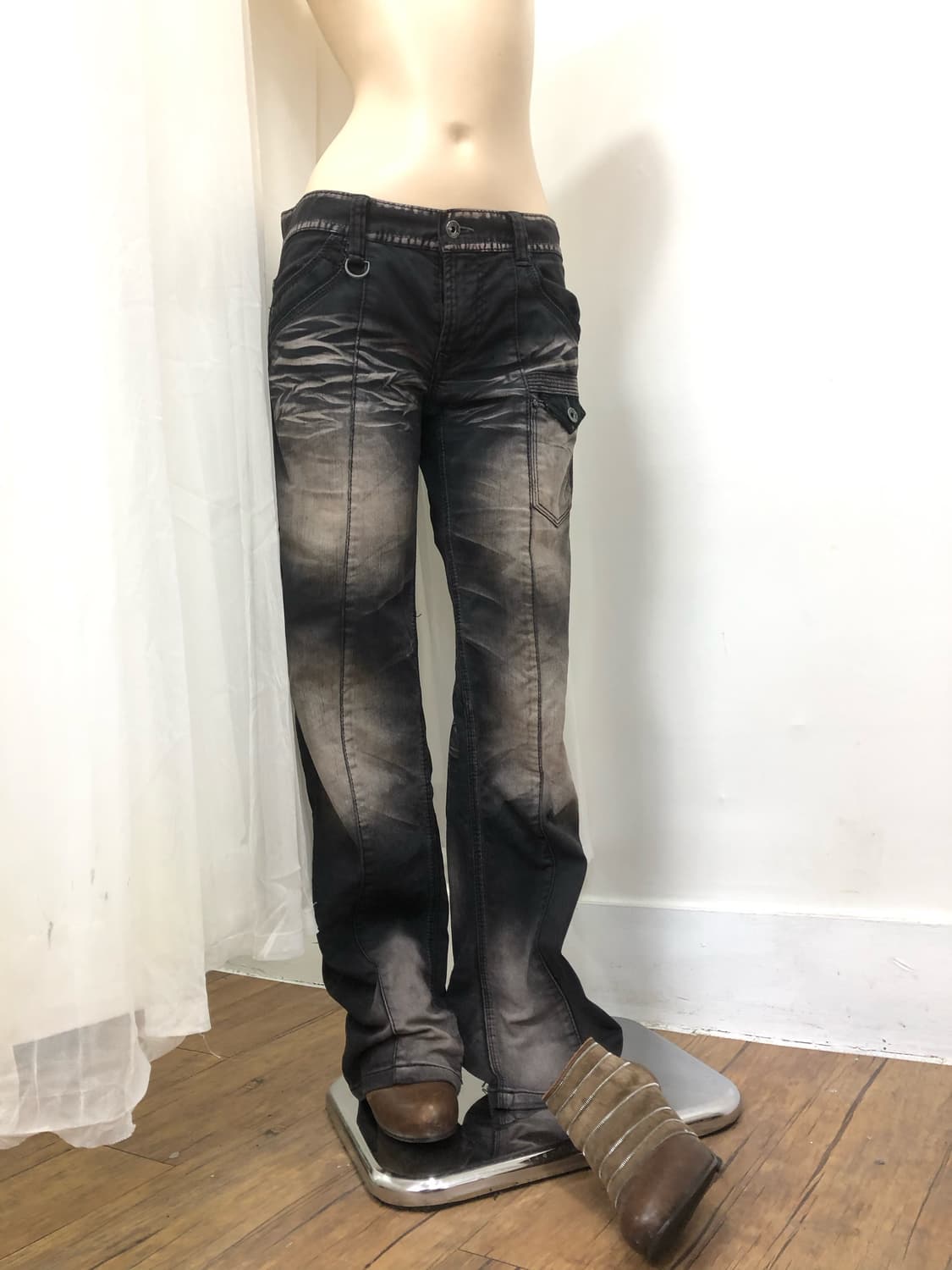 black washed semi bootcut denim pants 상품이미지1