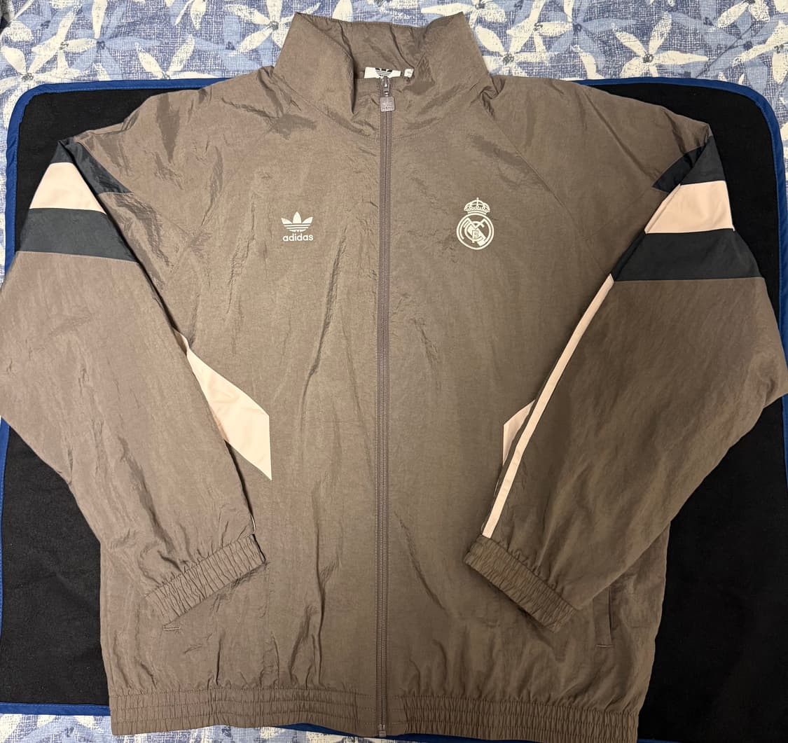 아디다스 레알마드리드 오리지널 트랙탑 상품이미지1