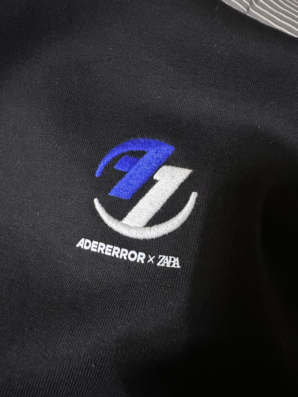 s-m) 자라 아더에러 맨투맨 스웻셔츠 상품이미지3