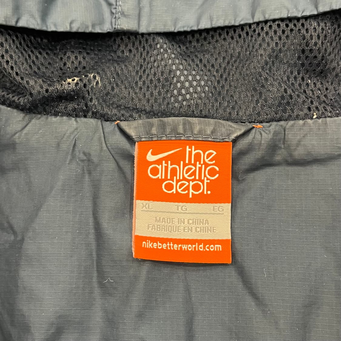 105 나이키 바람막이 후드집업 네이비/형광 상품이미지7