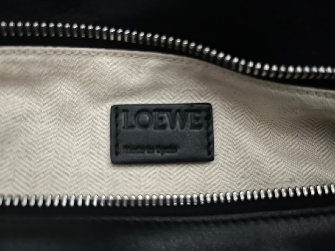 로에베 퍼즐백 미디움 상품이미지5