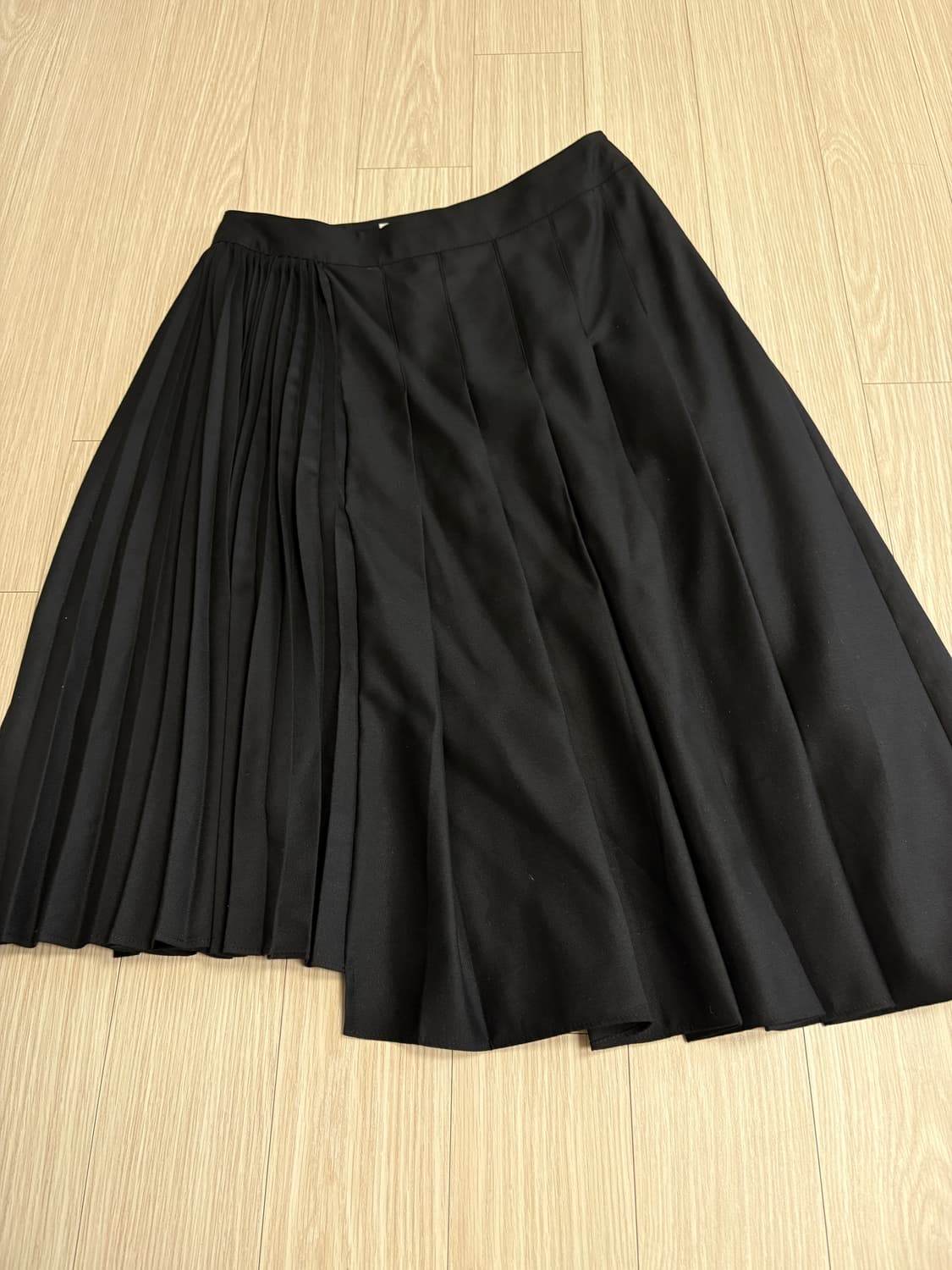 Cosmoss 플리츠 비대칭 스커트 상품이미지2