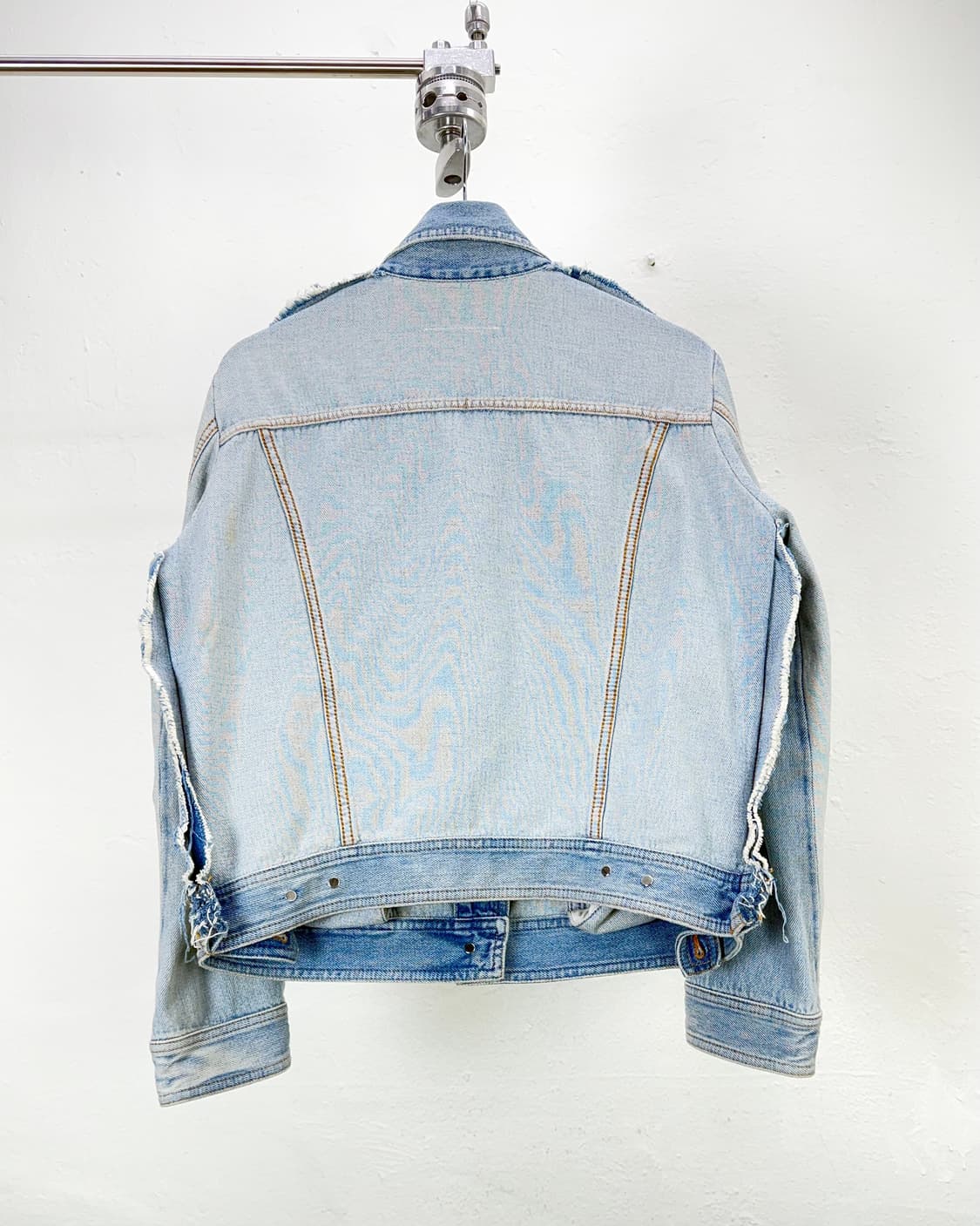 MM6 메종 마르지엘라 라이트블루 커팅 리메이크 데님 자켓 상품이미지6