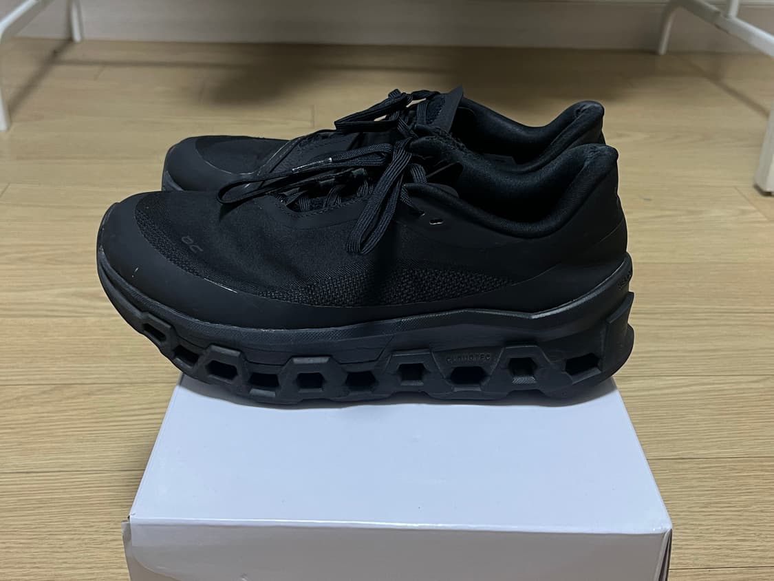 오늘만 할인! 온러닝x파프 클라우드몬스터2 블랙 255/머듈 아모멘토 상품이미지3