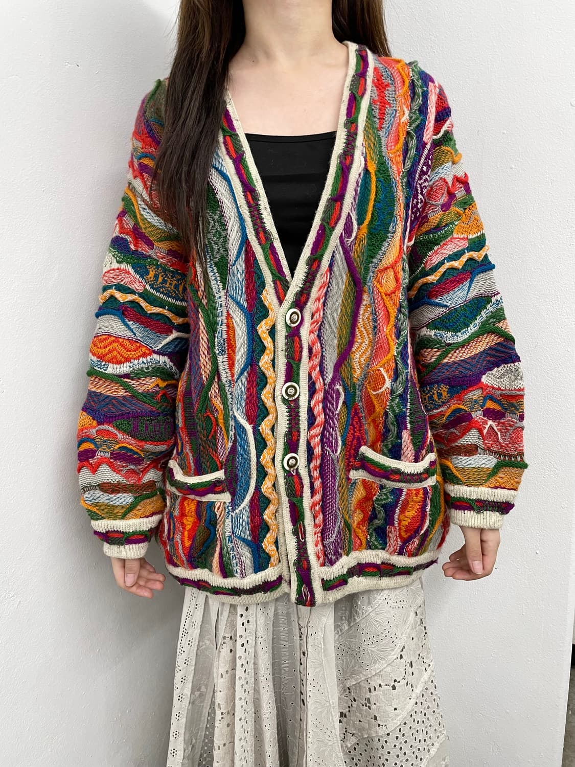 컬러 쿠지맛 케이블 버튼 니트 상품이미지1