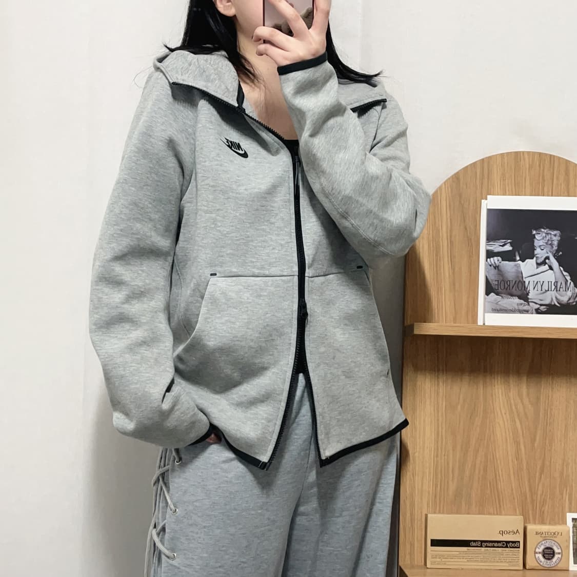 [정품] 나이키 그레이 테크팩 투웨이 후집 [ L ] 상품이미지2