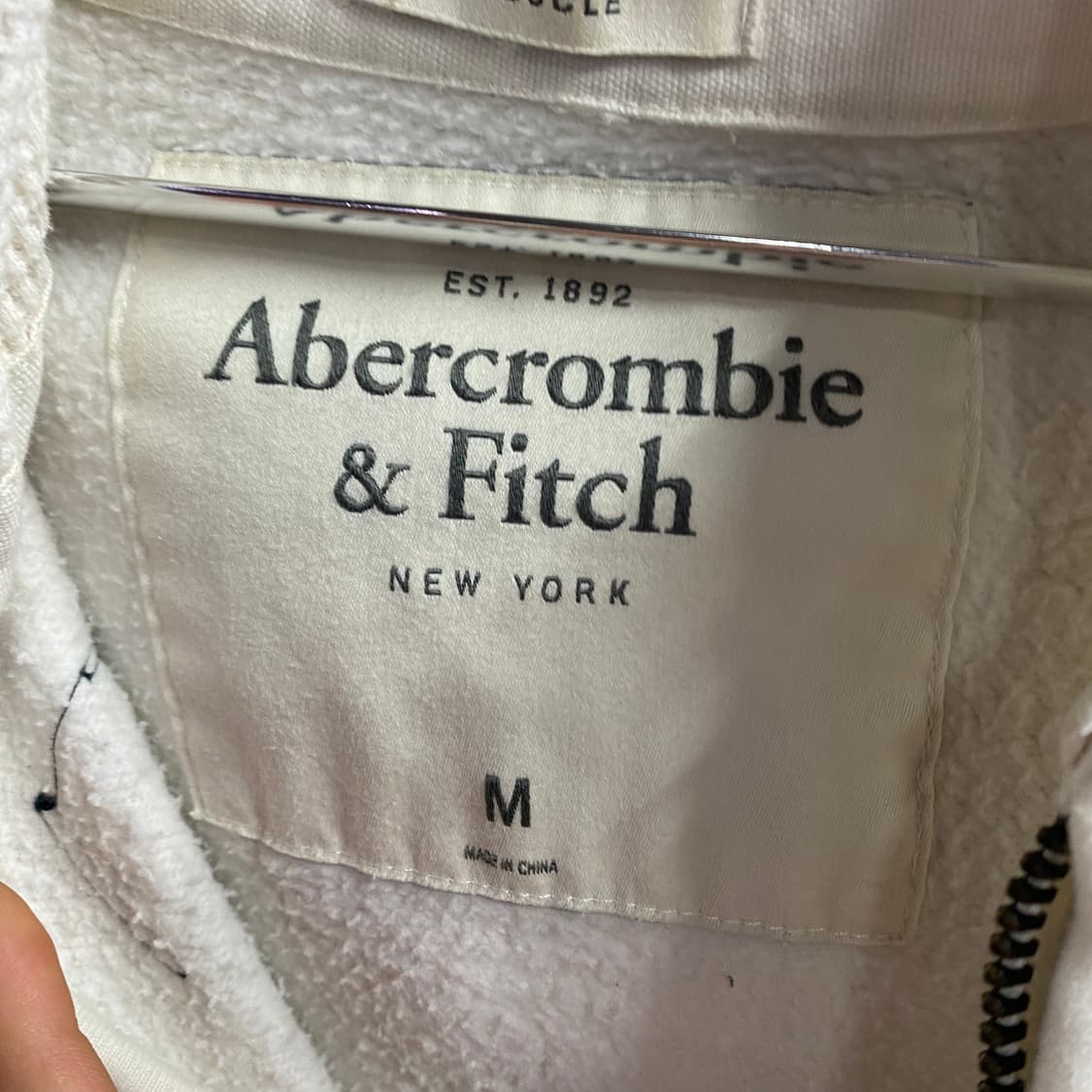 아베크롬비 y2k 아치로고 화이트 후드집업 B4698 상품이미지5