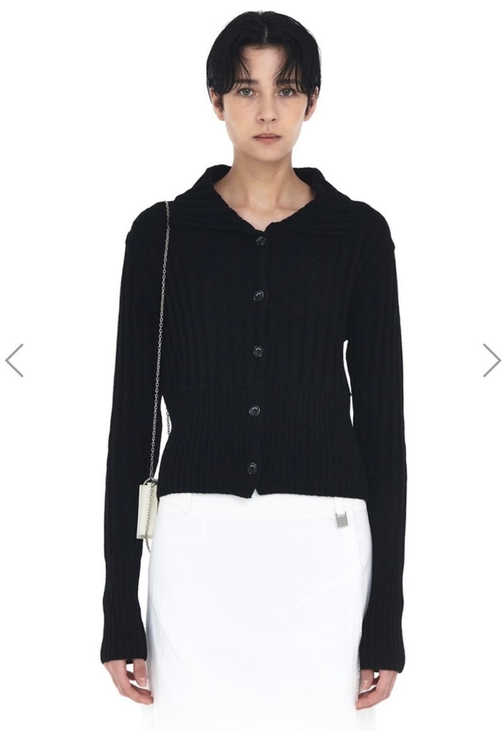 마뗑킴 세미 크롭 니트 버튼 가디건 상품이미지1