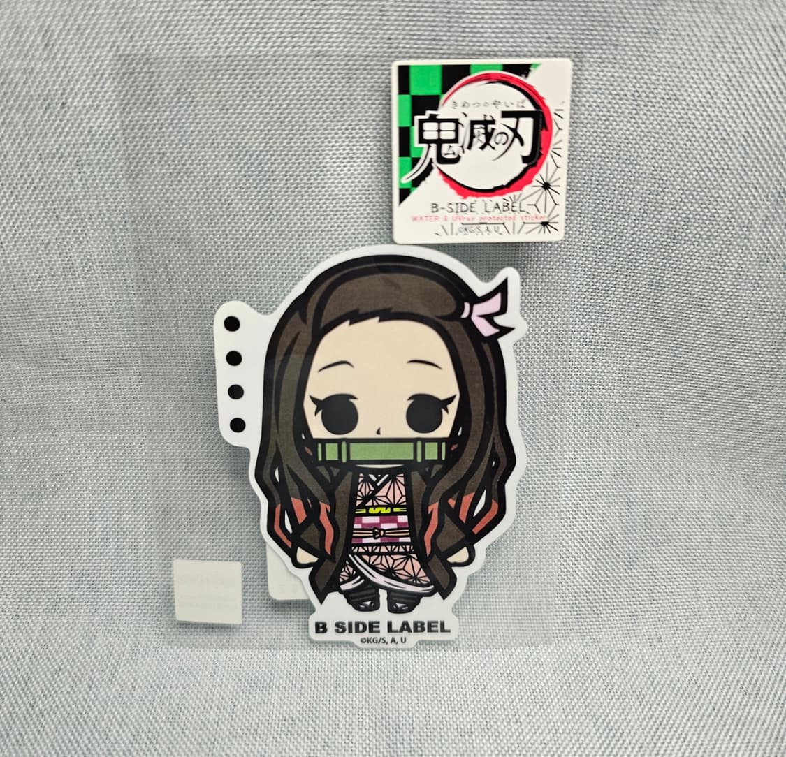 귀멸의칼날 탄지로 네즈코 리무버블 스티커 상품이미지3