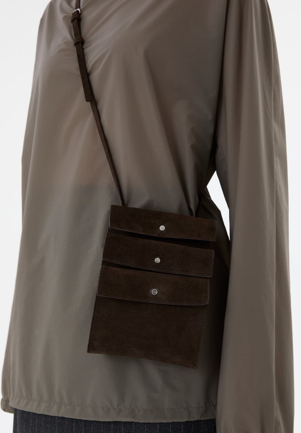 아모멘토 트리오 포켓 백 상품이미지8