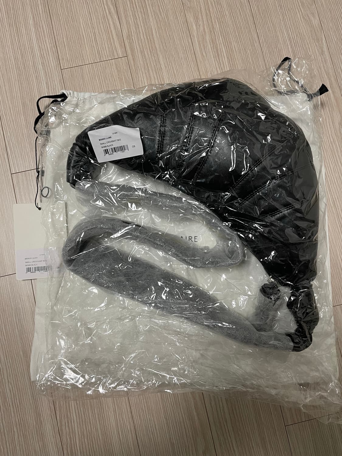 르메르 크루아상 범백 블랙 스몰 상품이미지6