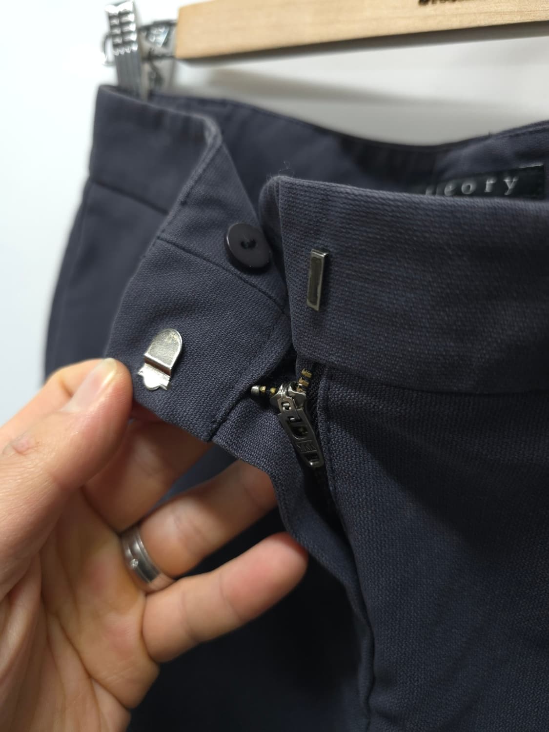 띠어리 여성 슬림 테이퍼드핏 코튼팬츠 (25~26사이즈) 상품이미지8