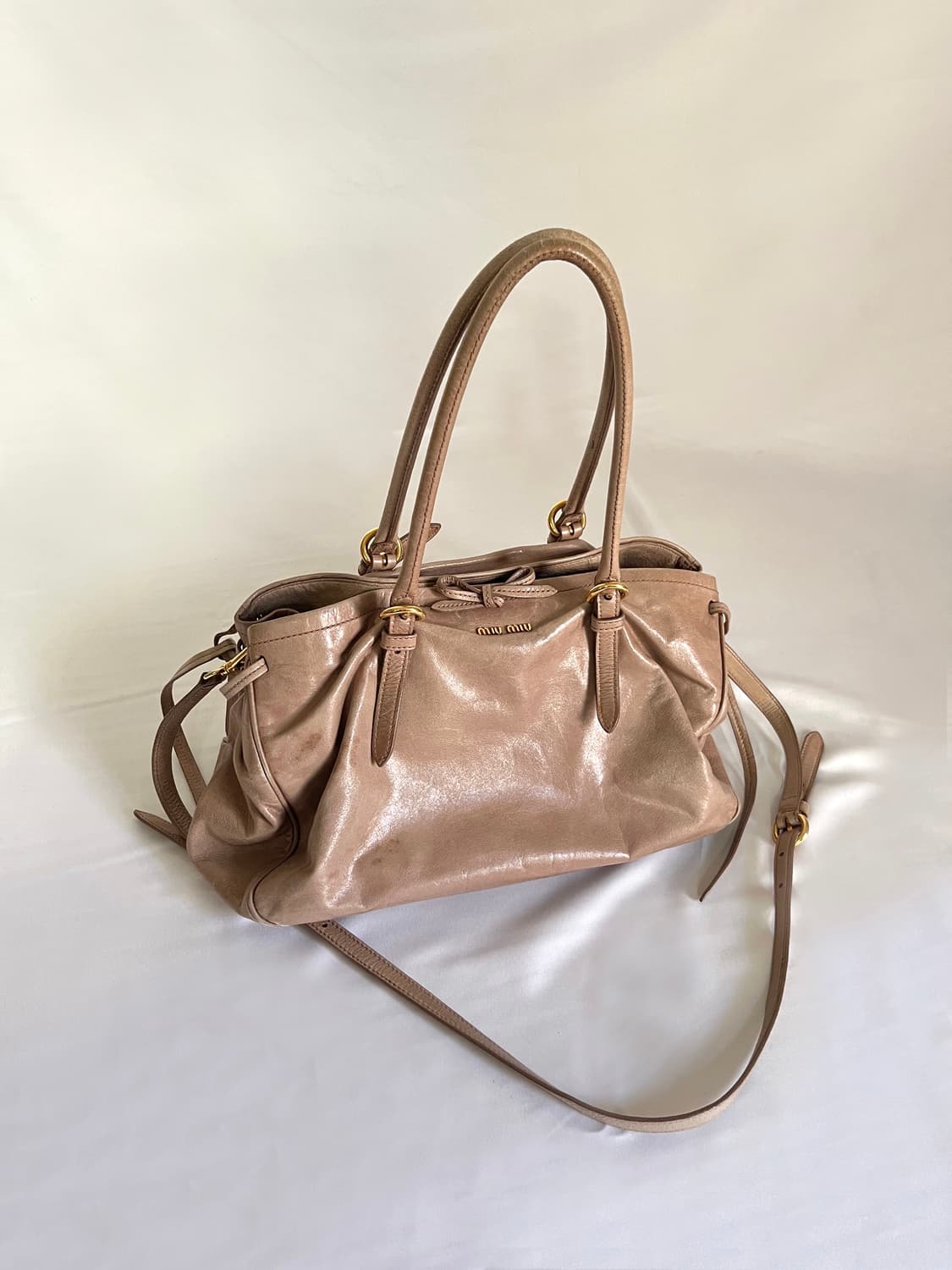 미우미우 2-way 비텔로 샤인 보우백 상품이미지1