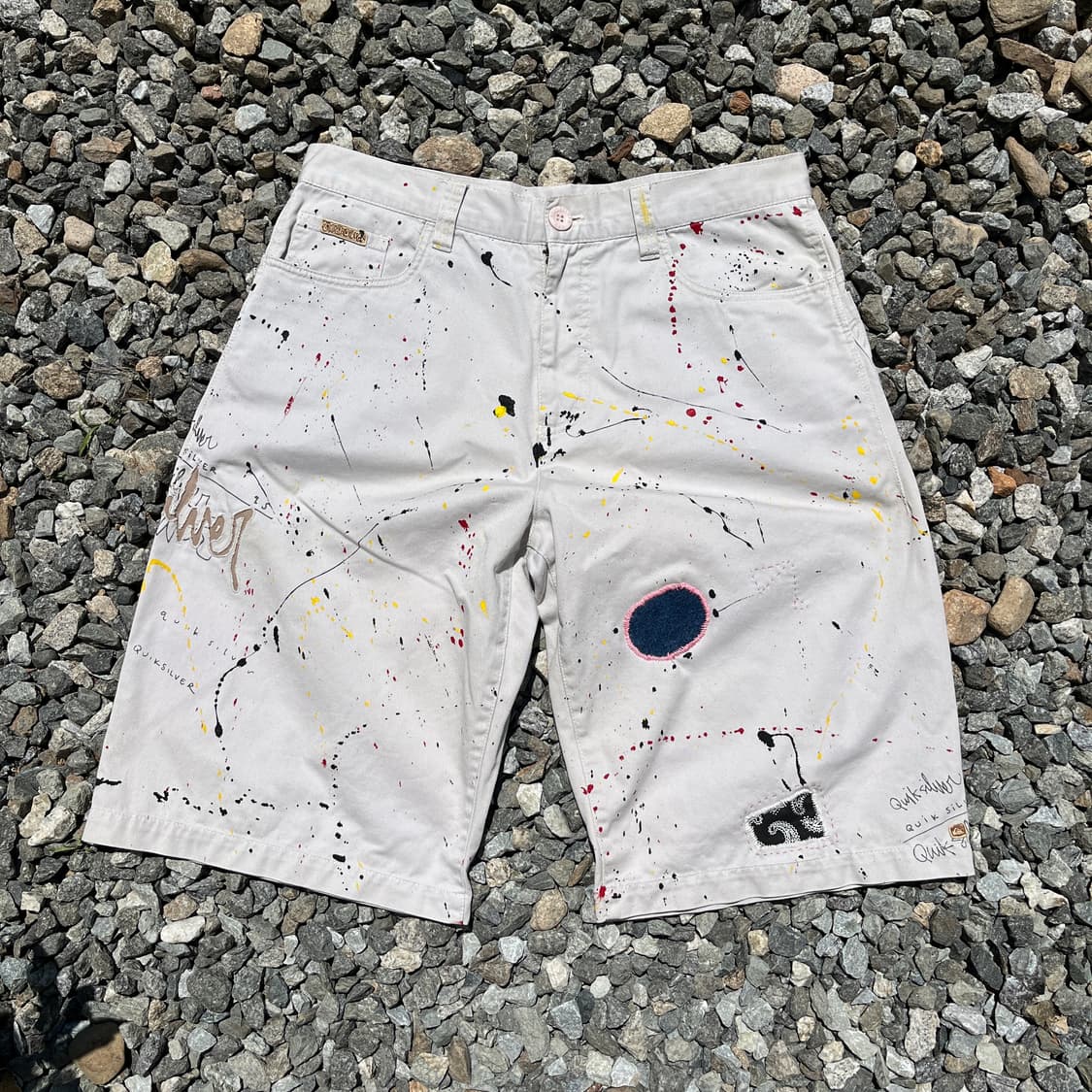 [Quiksilver] 페인팅 자수 버뮤다팬츠 (실측확인) 상품이미지1