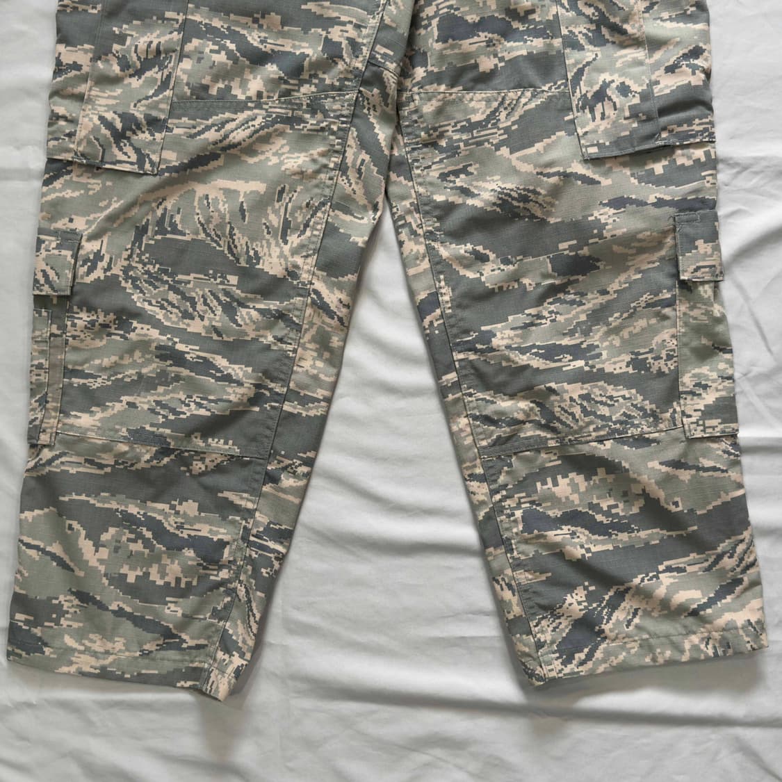 미군 ABU 디지털 카모 멀티 포켓 카고 팬츠 상품이미지3