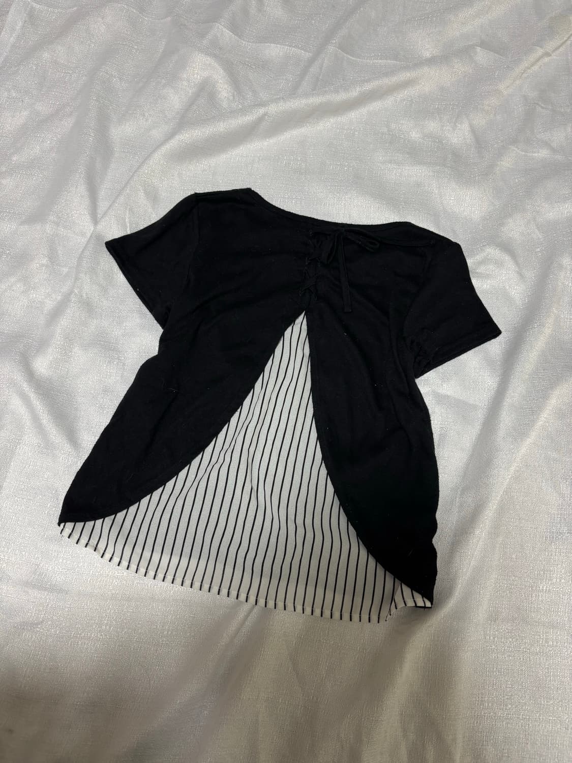 “Unknown” Stripe Layered Y2K Crop Tee 상품이미지5
