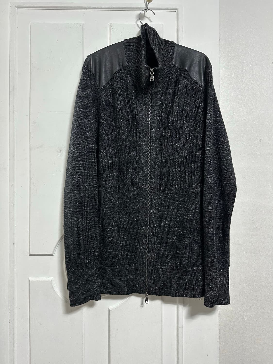 바나나리퍼블릭 니트 집업 상품이미지1