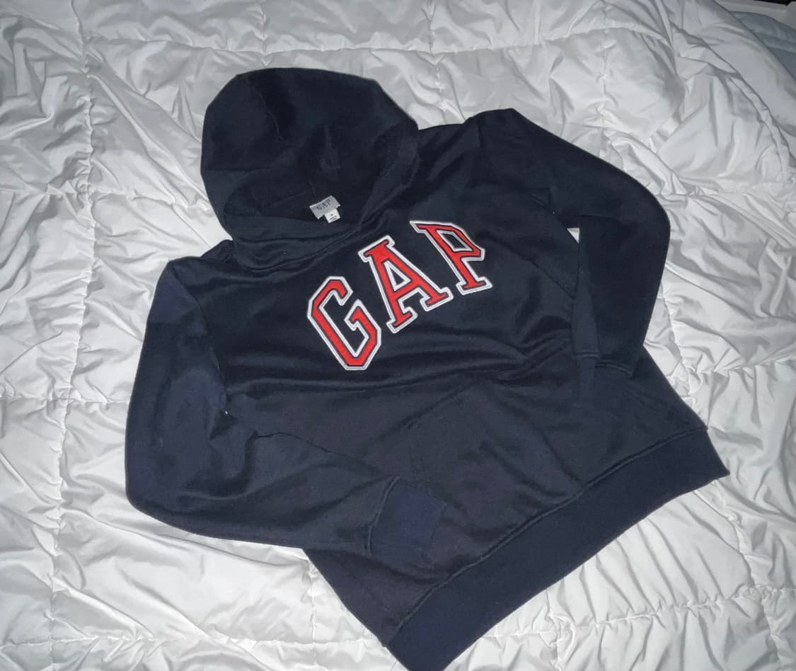 갭 네이비 레드 로고 후드티 상품이미지1