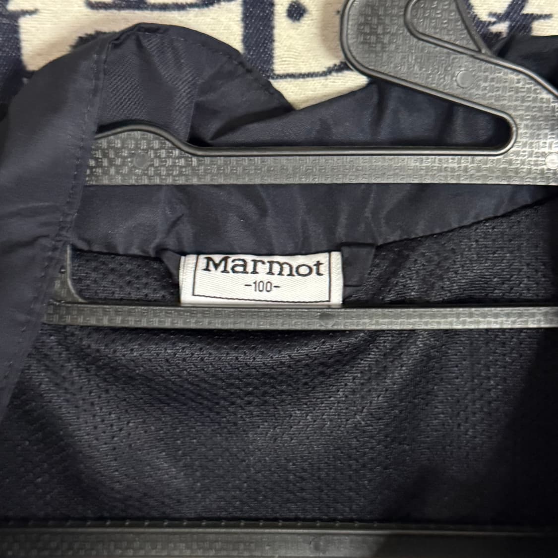 마모트 바람막이 자켓 네이비 100 상품이미지3