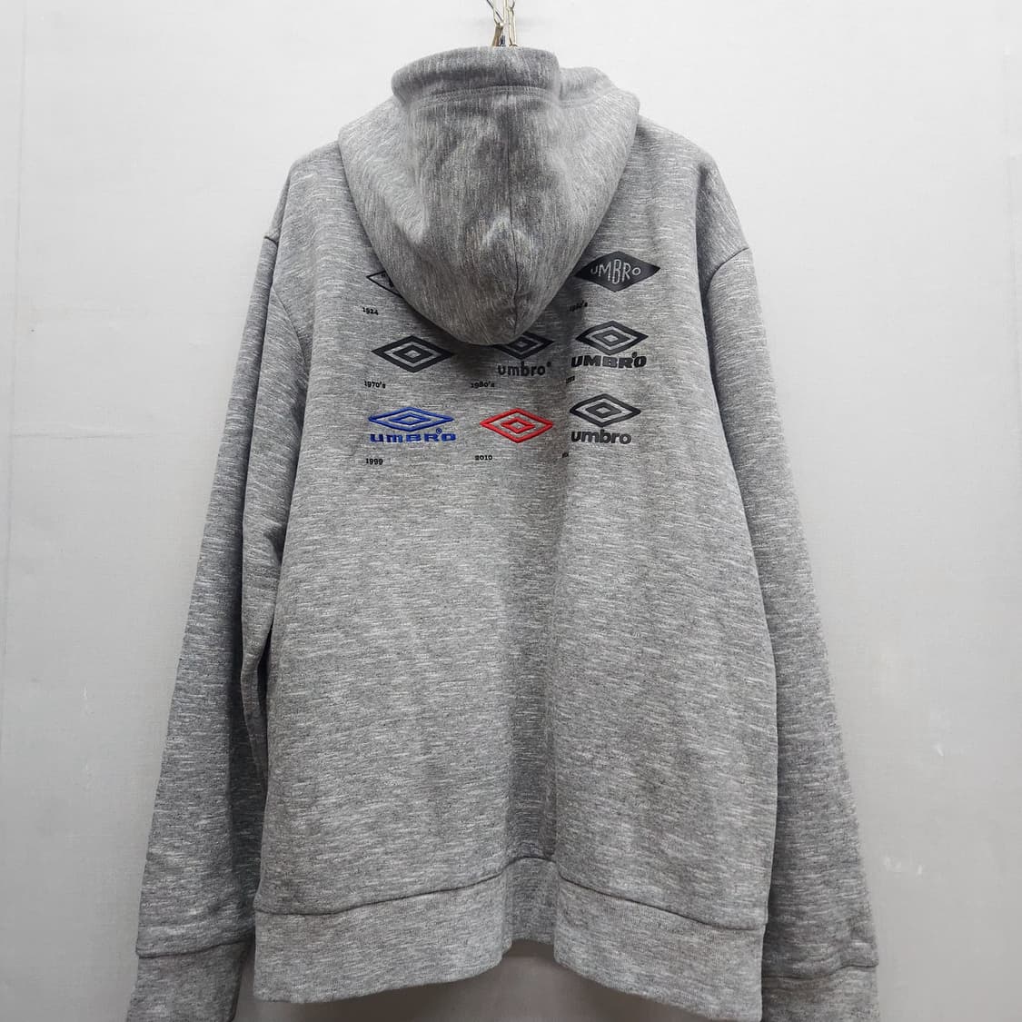 엄브로 빅포켓 멀티 로고 풀집업 후드집업 2XL(XL) 상품이미지1