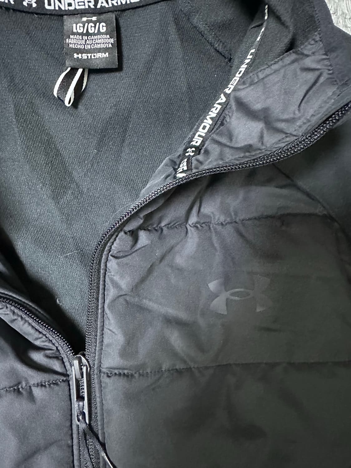 언더아머 블랙 후드 패딩 자켓 상품이미지5