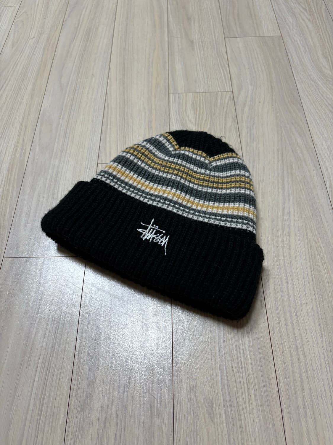 스투시 스트라이프 비니 블랙 상품이미지1