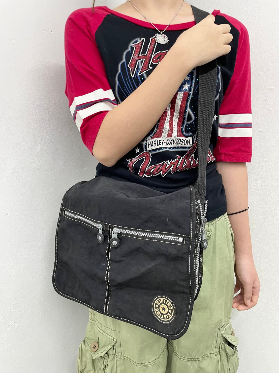 키플링 블랙 포켓 메신저 크로스백 상품이미지1