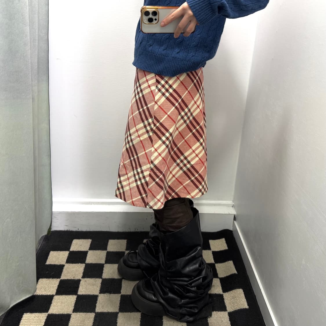 버버리 블루라벨 레드 체크 미디스커트 상품이미지1
