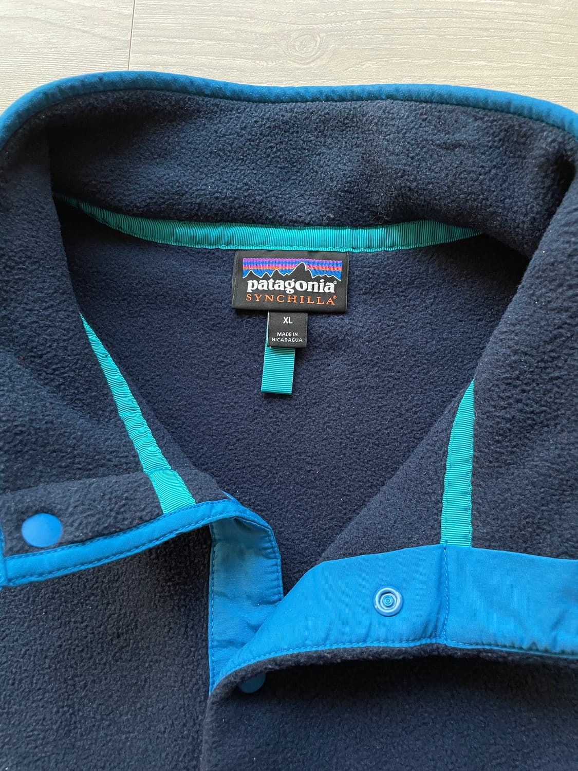 파타고니아 신칠라 레드 블루 플리스 상품이미지3